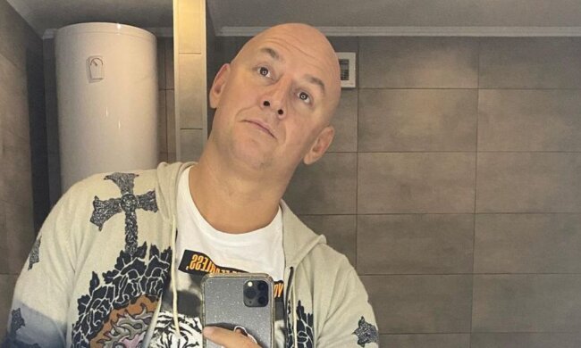 Галстук и пиджак: поклонники сразу не узнали выбритого Потапа