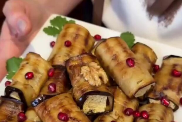 Рулетики з баклажанів, кадр з відео