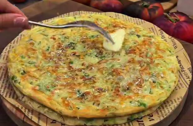 Коржики з сиром і зеленню, кадр з відео