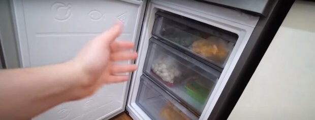 Холодильник: скрин с видео