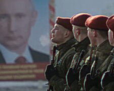 Мобілізація в Росії: люди вже вистрибують із вікон військкоматів. Все йде за планом?