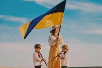 Буде перемога України: таролог розповіла, чого чекати наприкінці цієї весни