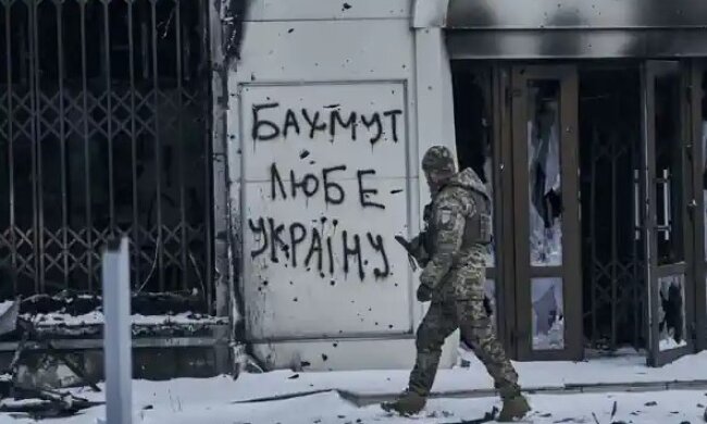 Сядет на 5 лет: украинского солдата осудили за отказ ехать в Бахмут. Что известно
