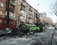 Житлові райони Києва після російських ракетних обстрілів, фото: Matthew Hatcher/SOPA Images