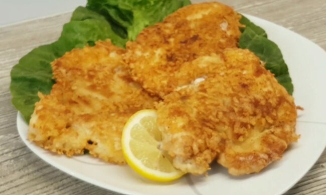 Куряче філе в сирномій паніровці