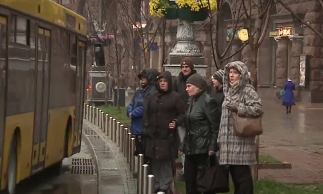 Мокрый снег и ледяные дожди: синоптики предупредили о сильном похолодании. Выходные будут отвратительными