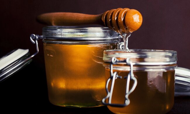 Мед. Скриншот с видео на Youtube