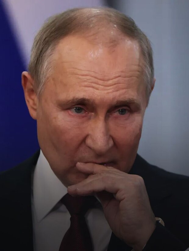 Россия трещит на глазах: рубль превращается в туалетную бумагу, экономика на грани краха