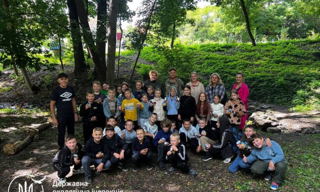 Виховуємо союзників природи: екоінспектори провели незвичайний урок для школярів Денишівського ліцею