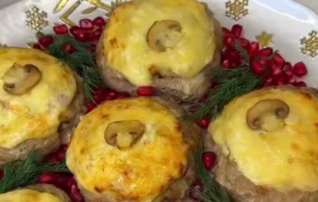 М'ясні гнізда з грибною начинкою, кадр з відео