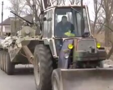 Высший класс! Украинские трактористы отжали у россиян их БТР. Видео