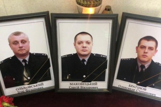 Прощання з поліцейськими, фото: Національна Поліція України
