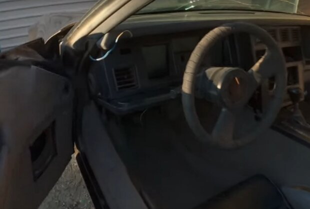 Chevrolet Corvette C4, кадр с видео