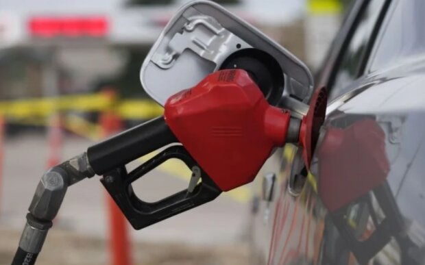 Не дивуйтеся цінами: в Україні знову дорожчає паливо на заправках