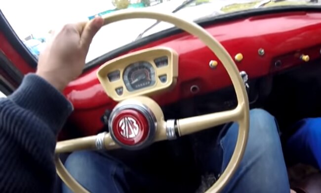 "Запорожець 965". Фото: скріншот YouTube-відео