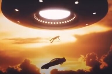 UFO, snímek obrazovky z YouTube