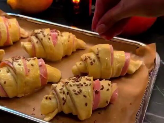 Круасани, кадр з відео