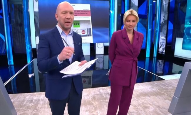 Удар просто в обличчя: українка напала на опонента у прямому ефірі кремлівського телеканалу. Відео