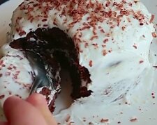 Бананово-шоколадный торт, кадр из видео