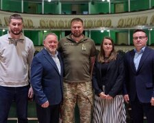 Коли біль стає дією: як Євгеній Медведовський разом із Богдан Бенюком збирають на роботів для фронту