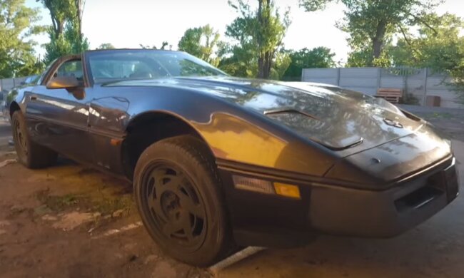 Chevrolet Corvette C4, кадр с видео