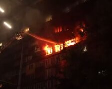 Последствия ракетной атаки на Киев, кадр с видео