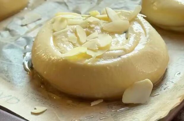 Улитки с творогом, кадр из видео