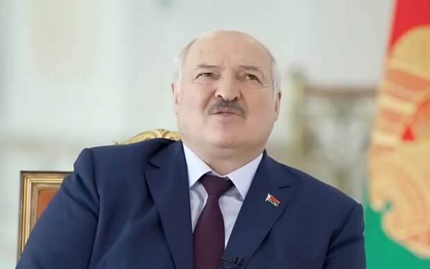У Лукашенко усы отклеятся: Путин уже начал вербовать мужчин из Беларуси. Своих офицеров почти не осталось