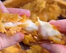 Курячі стріпси, кадр з відео