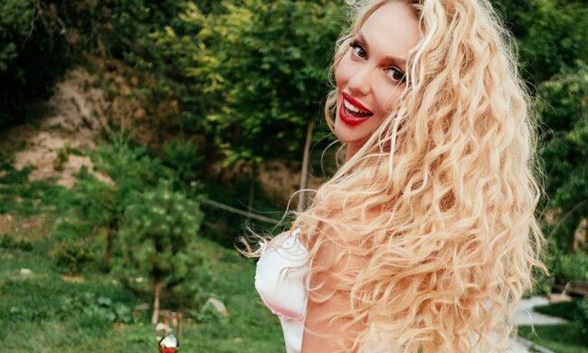 Оля Полякова, фото: скриншот You Tube