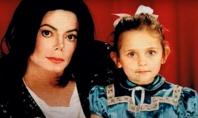 Майкл Джексон с дочерью. Фото: YouTube