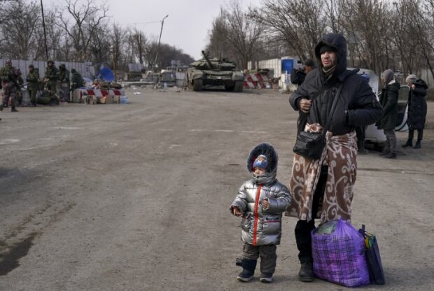 Верх цинізму: у Росії запустили рекламу щодо усиновлення українських дітей