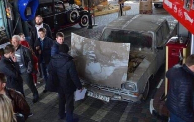 И не "Москвич", и не "Жигуль": в Украине нашли редчайший автомобиль времен СССР. Такой только один