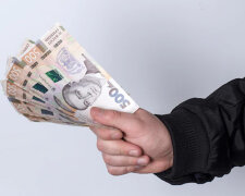 Несподівано та приємно: Пенсійний фонд України анонсував позачергове підвищення виплат. Вже у березні