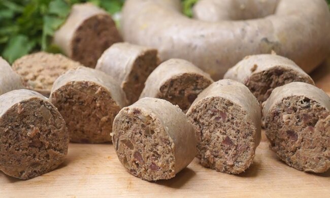 Домашня ліверна ковбаса, фото: youtube.com