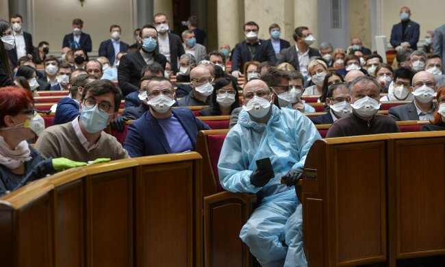 Массовое увольнение чиновников: украинцы могут начинать праздновать. Зеленский всех выгонит