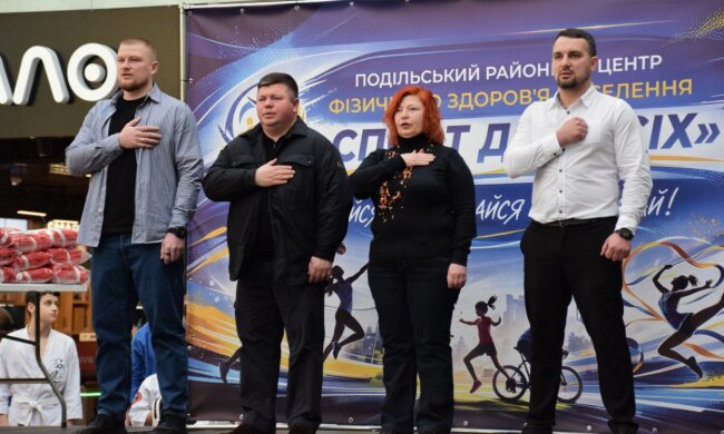 Майбутні олімпійці під дахом торгового центру: як київська молодь заряджалася на перемоги