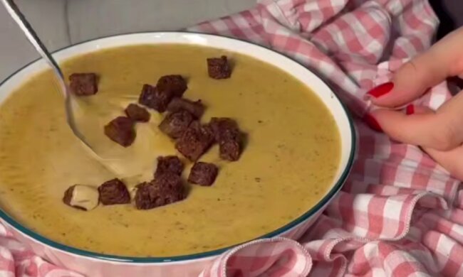 Грибний суп-пюре, кадр з відео