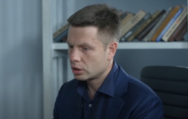 Нардеп від Партії " ЄС " Олексій Гончаренко. Скріншот з відео на Youtube