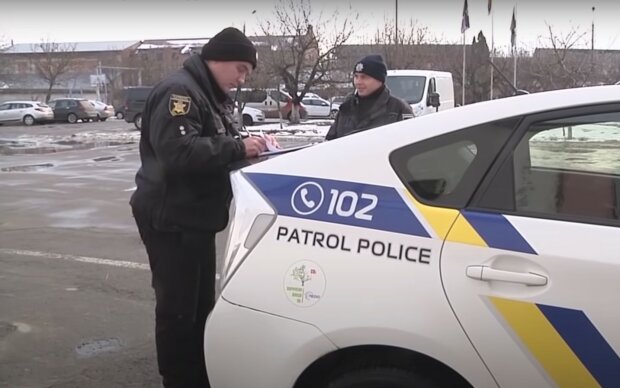 Поліція. Фото: скріншот Youtube-відео