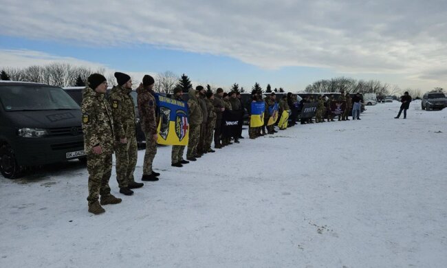 MK Foundation забезпечив Сили оборони 50 автомобілями – транспорт уже на фронті