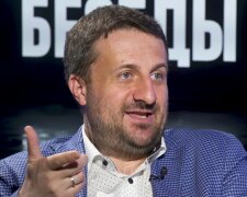 Эксперт: ""Реформаторы" и "антикоррупционеры" начали растягивать органы власти в Украине"