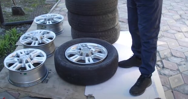 Заміна гуми: скрін з відео