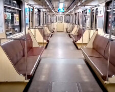Пустые вагоны метро. Фото: скриншот YouTube-видео.