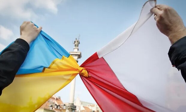 Українці отримали можливість безкоштовно вивчати польську мову: як це зробити