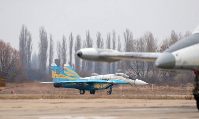 Британские боевые самолеты "Ураган" под Киевом: в сети показали редчайшие фото