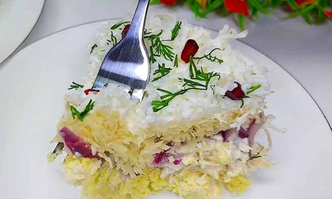 Святковий салат, кадр з відео