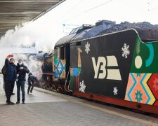 Рождественский экспресс: «Укрзализныця» запускает дополнительные поезда на праздники