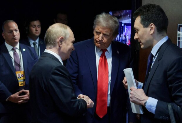 Володимир путін і Дональд Трамп, кадр з відео
