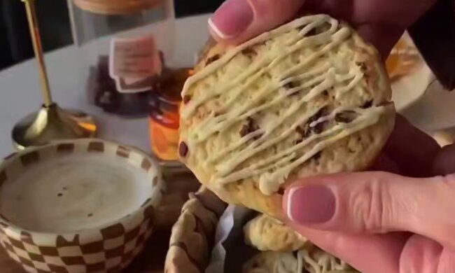 Журавлинне печиво, кадр з відео